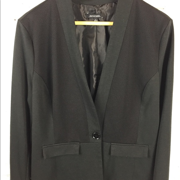*3 for $30* Large black blazer - Picture 2 of 7